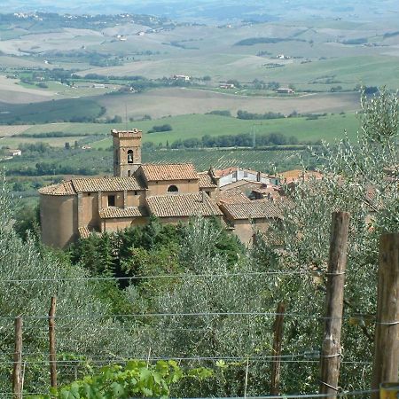 Vila Casa Della Nonna Chianni Exteriér fotografie
