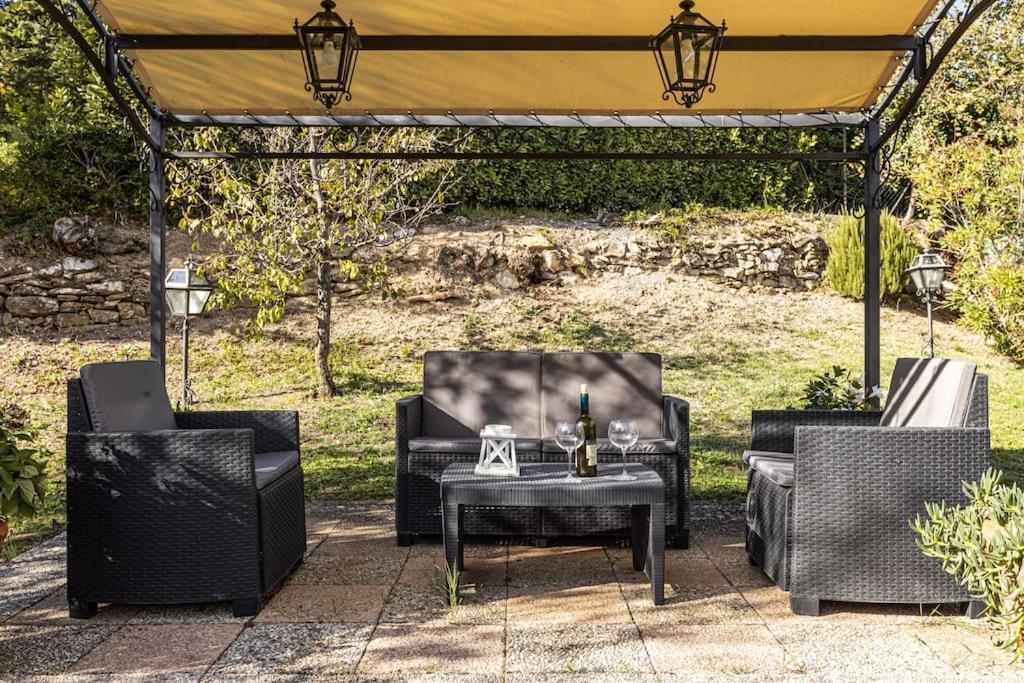 Vila Casa Della Nonna Chianni Exteriér fotografie